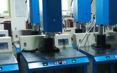 超聲波焊接機機械運動系統的問題描述