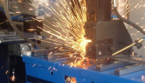 超聲波塑料焊接機變幅桿設計的描述